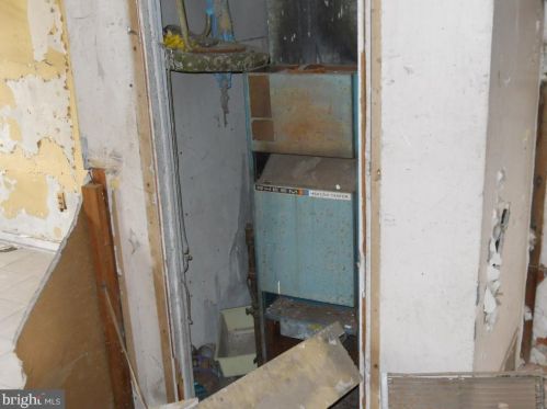 1923 20 St, Philadelphia PA 19145-2801 exterior