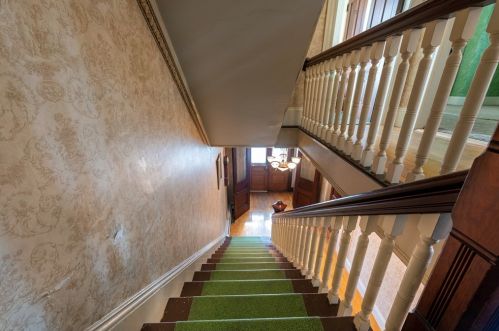 119 Main St, North Brookfield MA 01535-1438 exterior