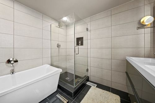 1214 Wisconsin Ave, Forest View IL 60402-1062 exterior