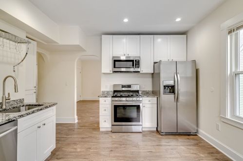 3 Orchard St, Newton, MA 02458-1716