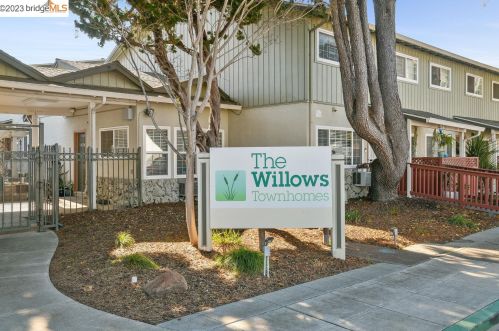 680 Fargo Ave, San Leandro CA  94579-2156 exterior