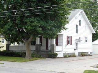 825 Malzahn St, Saginaw, MI 48602-2936