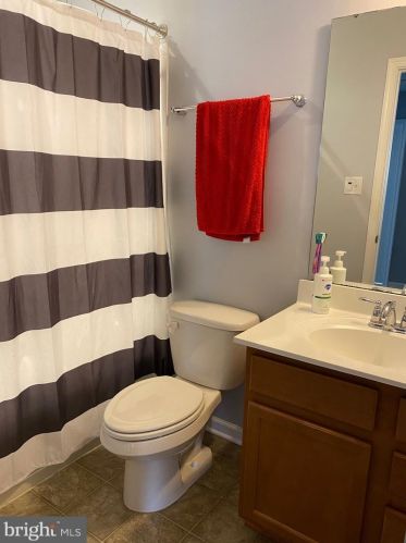 202 Rodney Ave, West Deptford NJ 08096-4109 exterior