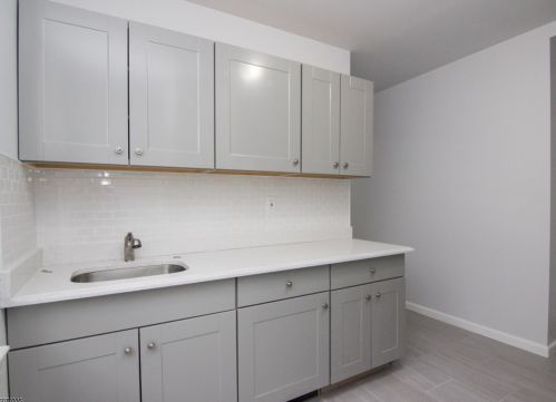 279 Belmont Ave, Belleville NJ  07109-1103 exterior