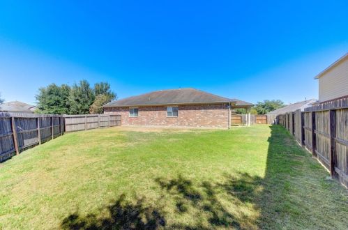 7619 Butler Lk Ct, Richmond TX 77469-4639 exterior