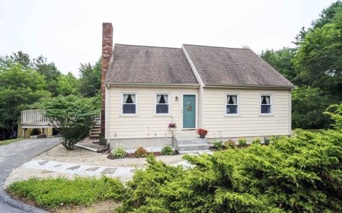 59 Justine Ave, Plymouth, MA 02360-6221