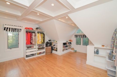 885 Randolph St, Canton MA 02021-1365 exterior