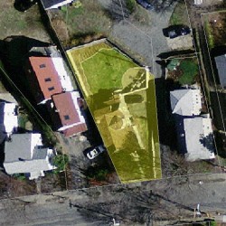 26 Beecher Pl, Newton MA 02459-2313 aerial view