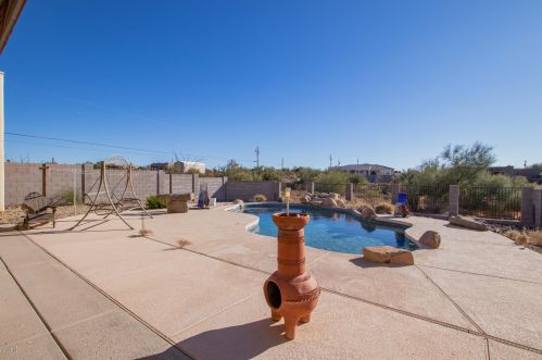 40116 Central Ave, Phoenix AZ 85086-0994 exterior