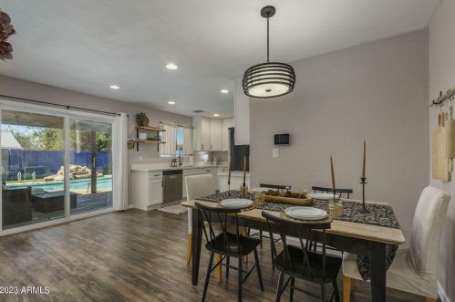 6822 43rd Pl, Phoenix AZ  85042-5218 exterior