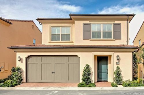 118 Pendant, Irvine CA  92620-2146 exterior