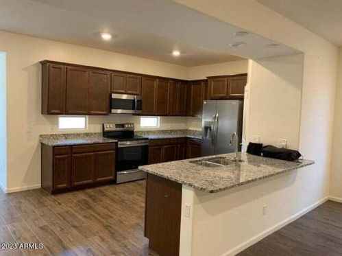 6711 4th St, Phoenix AZ  85042-1010 exterior