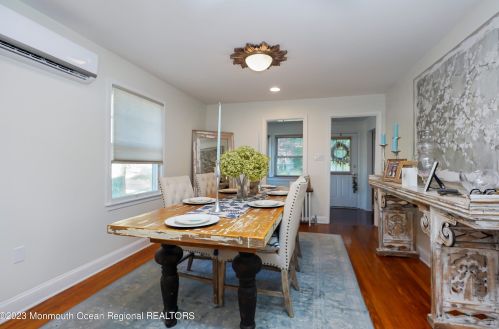 900 Roseld Ave, Tinton Falls NJ  07712-4154 exterior