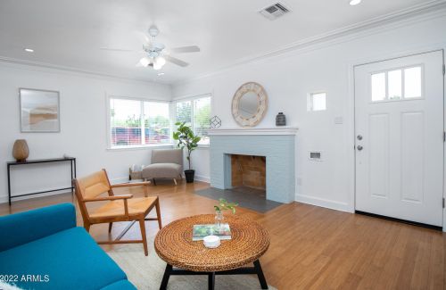 1242 Edgemont Ave, Phoenix AZ 85035-1735 exterior