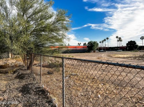 11232 18 Dr, Phoenix AZ 85007-2431 exterior