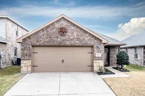 5432 Grenada Dr, Fort Worth, TX 76119-6596