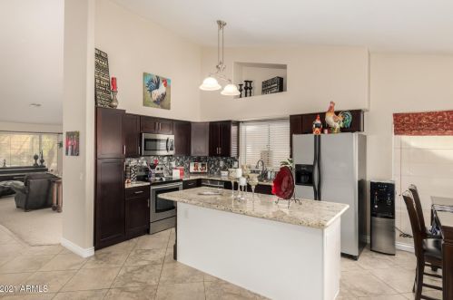 14250 43rd St, Phoenix AZ 85032-3322 exterior