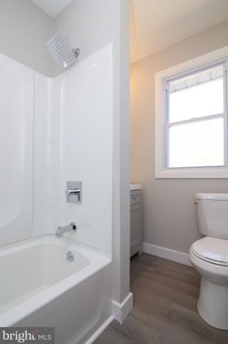 126 Billings Ave, West Deptford NJ  08066-2223 exterior