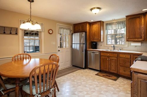22 Jasons Ln, Plymouth, MA 02360-3151