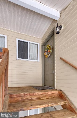 1016 Tristram Cir, West Deptford, NJ 08051-2200