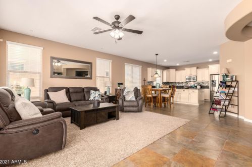 5227 Desperado Way, Phoenix AZ  85083-7353 exterior