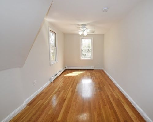 22 Lewis Ct, Hingham MA 02043-2723 exterior