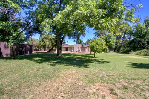 1415 Bethany Home Rd, Phoenix AZ 85015-1940 exterior