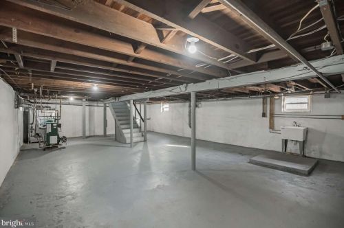 1635 Delaware St, West Deptford NJ 08066-1416 exterior