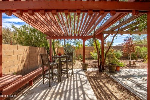 6715 37 Dr, Phoenix AZ 85053-3749 exterior