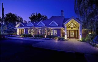 9800 Willow Brook Cir, Louisville KY  40223-5338 exterior