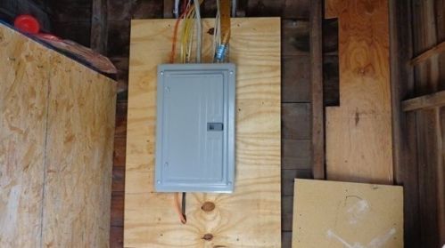 137 Eastern Ave, Worcester MA 01605-2813 exterior