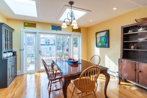 407 Old Harbor Rd, Chatham MA 02633-2375 exterior