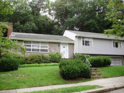 98 Bound Brook Rd, Newton, MA 02461-2037