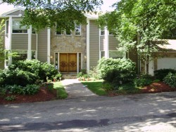 44 Cross Hill Rd, Newton, MA 02459-3121