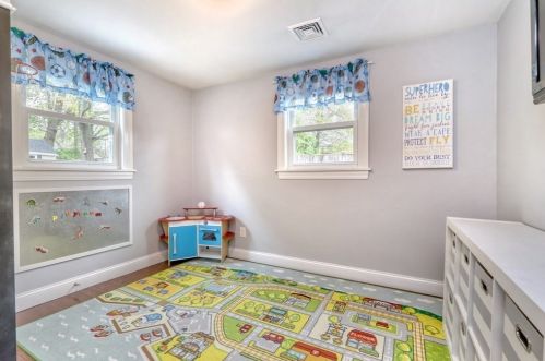 108 Crane St, Dedham MA 02026-3842 exterior