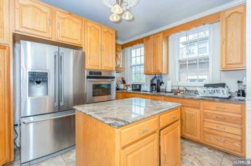 440 Belgrove Dr, Kearny NJ 07032-1628 exterior