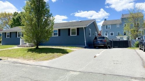 66 Eastside St, Lawrence, MA 01841-1519