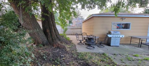 1610 Clinton Ave, Forest View IL 60402-1022 exterior