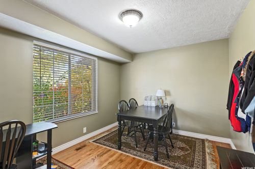 9232 Stone Ridge Cir, Sandy UT 84093-2698 exterior