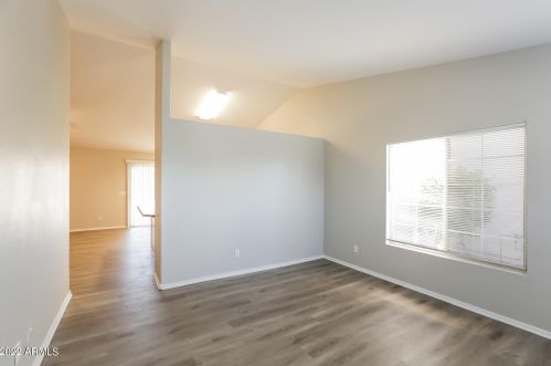 2839 Chanute Pass, Phoenix AZ  85041-3449 exterior