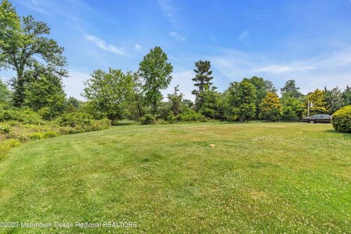 267 Rumson Rd, Little Silver NJ 07739-1657 exterior