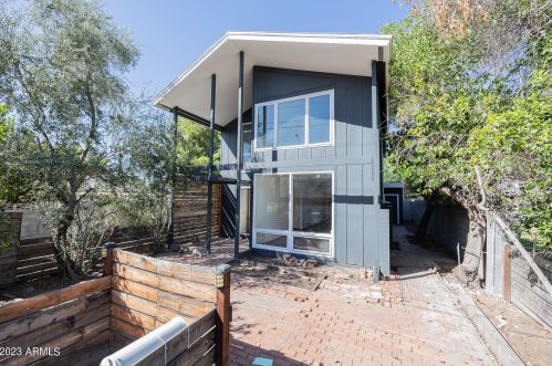 7110 7th Ave, Phoenix AZ  85021-8608 exterior