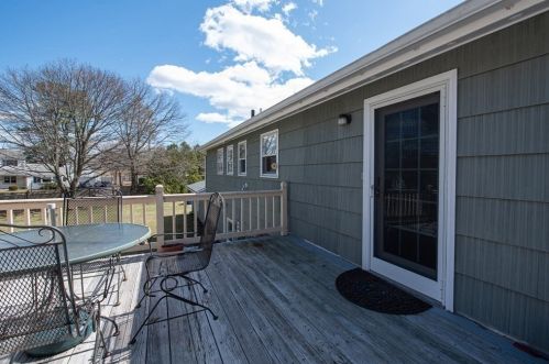 655 Lowell St, Peabody MA 01960-5471 exterior