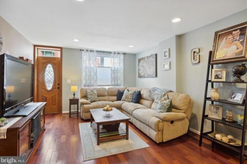 2411 Bancroft St, Philadelphia PA  19132-4443 exterior