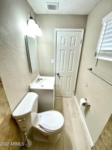 1620 57 Dr, Phoenix AZ 85031-1835 exterior