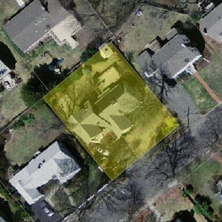 36 Crehore Dr, Newton MA 02462-1120 aerial view