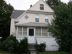 10 Crescent St, Newton, MA 02465-2008