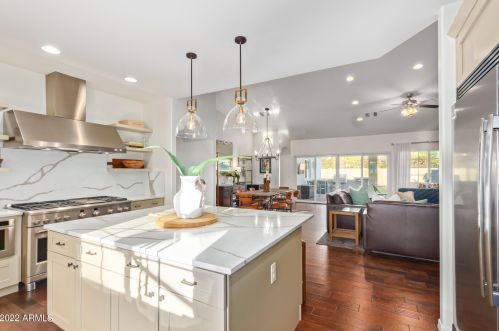 3819 41 Pl, Phoenix AZ 85044-1331 exterior