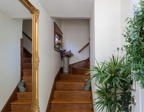 1123 Boylston St, Newton MA 02464-1014 exterior