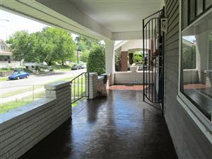 650 43rd St, Louisville KY  40211-3166 exterior